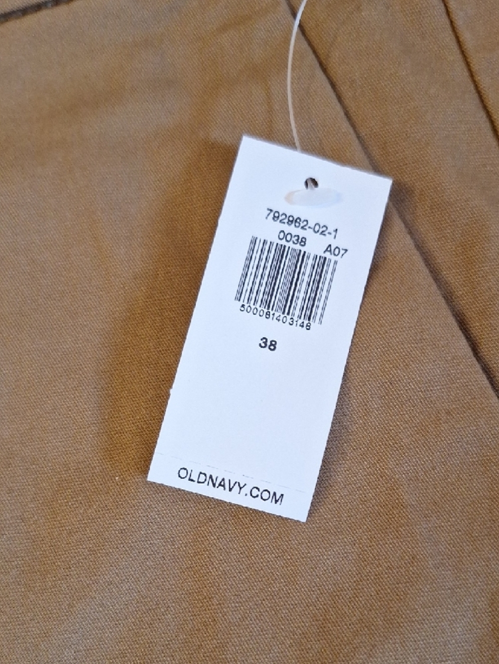 Old Navy Men's Slim Ultimate Cargo Shorts - Picture 2 of 4